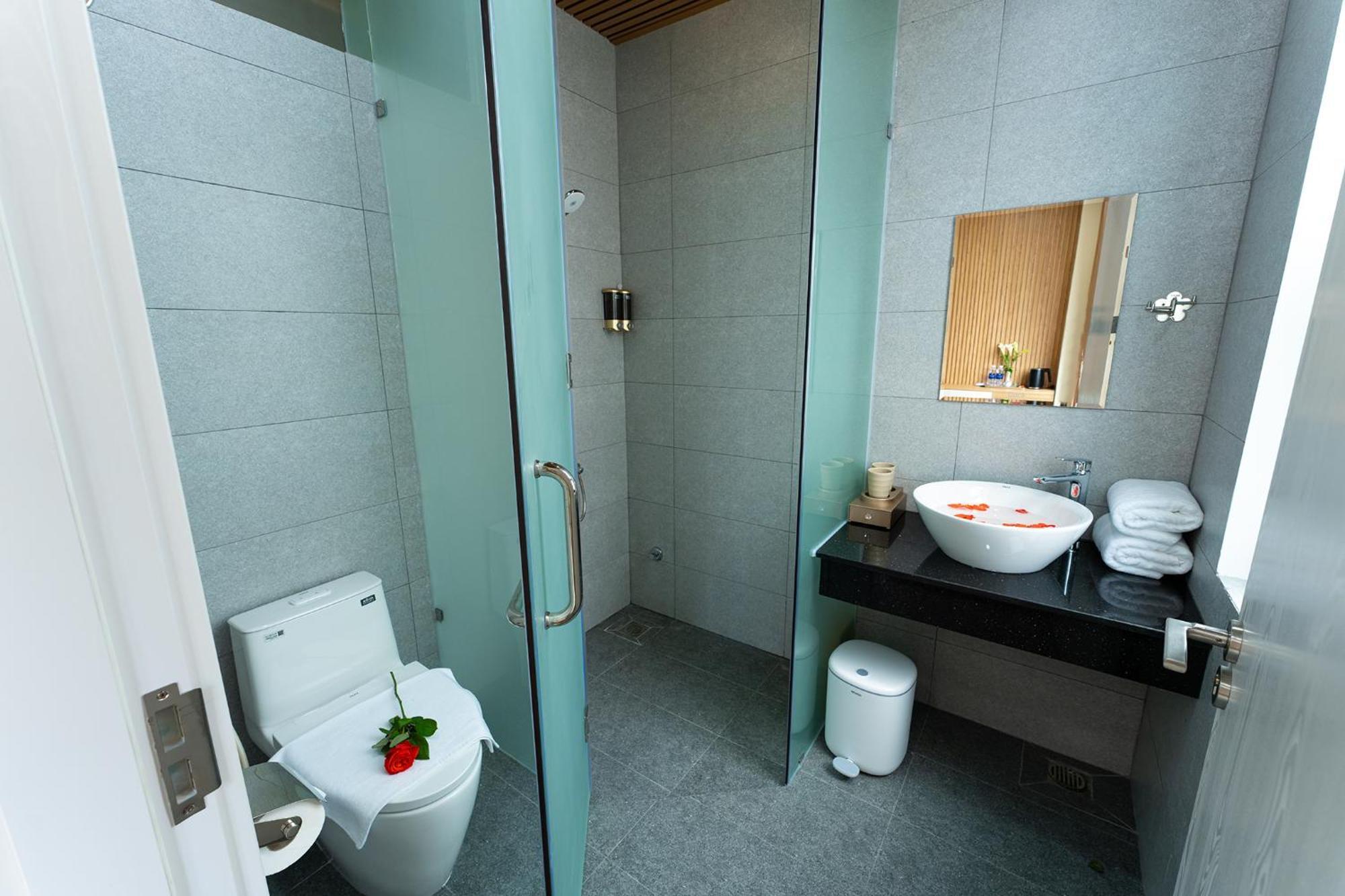 Dragon Hue Hotel Zewnętrze zdjęcie