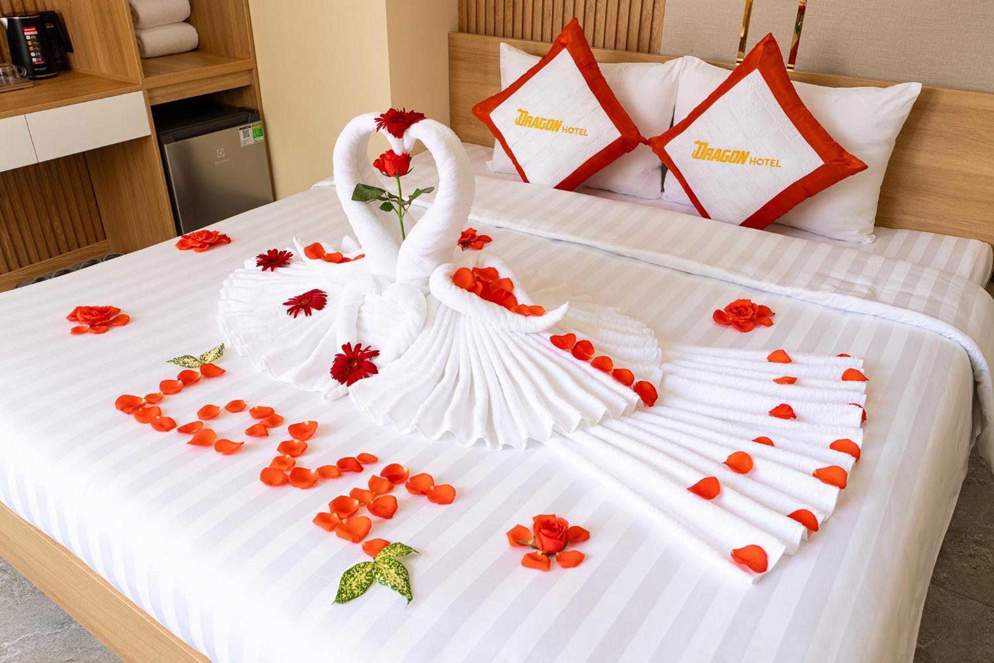 Dragon Hue Hotel Zewnętrze zdjęcie